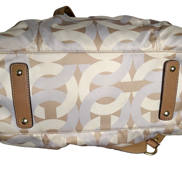 BEAUTIFUL😍Vintage Coach Handbag— label still has serial #🎁‼️ - Picture 14 of 16